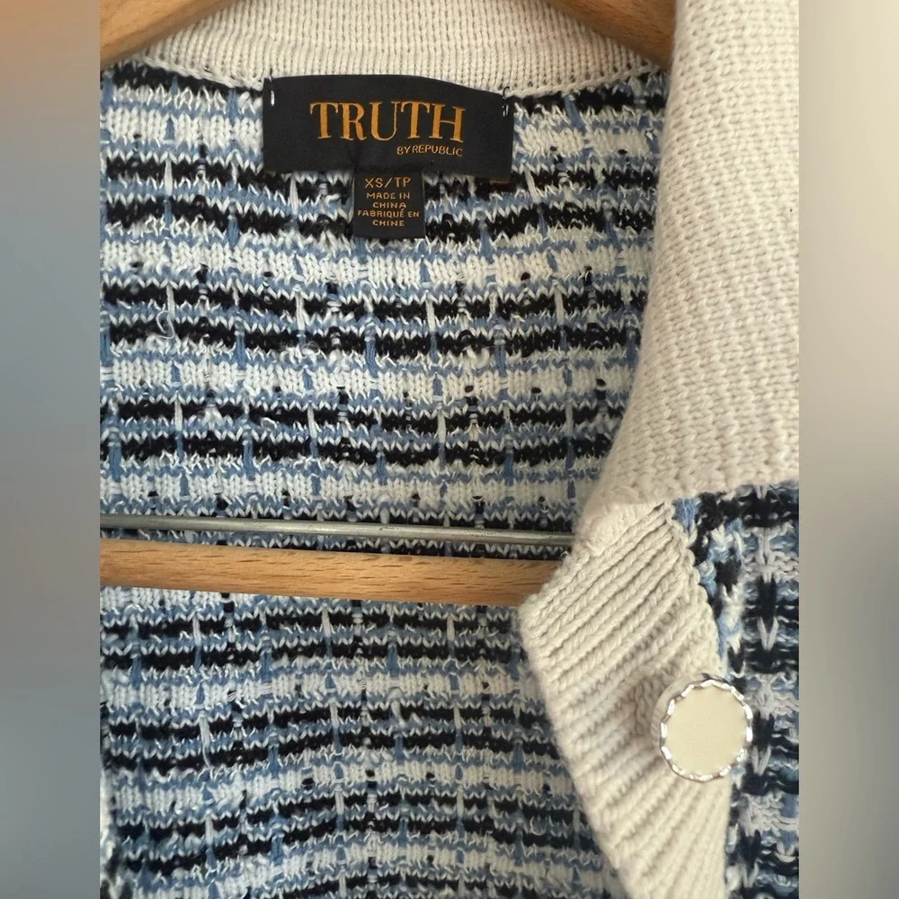 Truth By Republic Quiet Luxury Knit Cardigan XS Blue with Cream Trim - Picture 2 of 6